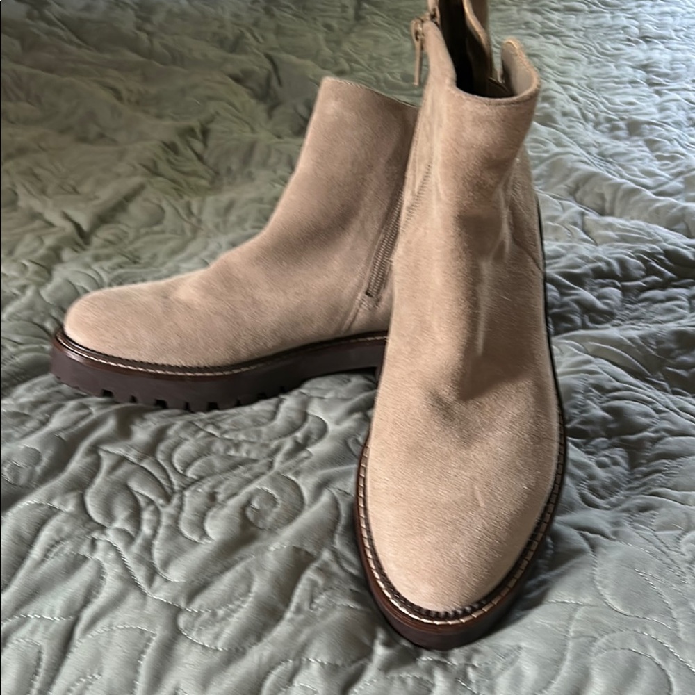 Nordstrom Tan Ankle Boots Suede Chelsea Style